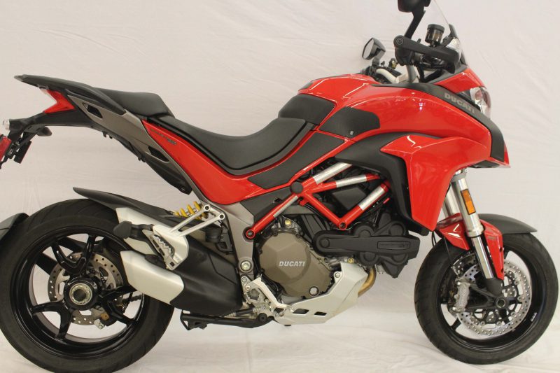 motorcycle tank grips and tank Pads - techspec