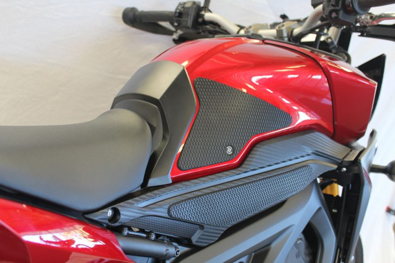 motorcycle tank grips and tank Pads - techspec